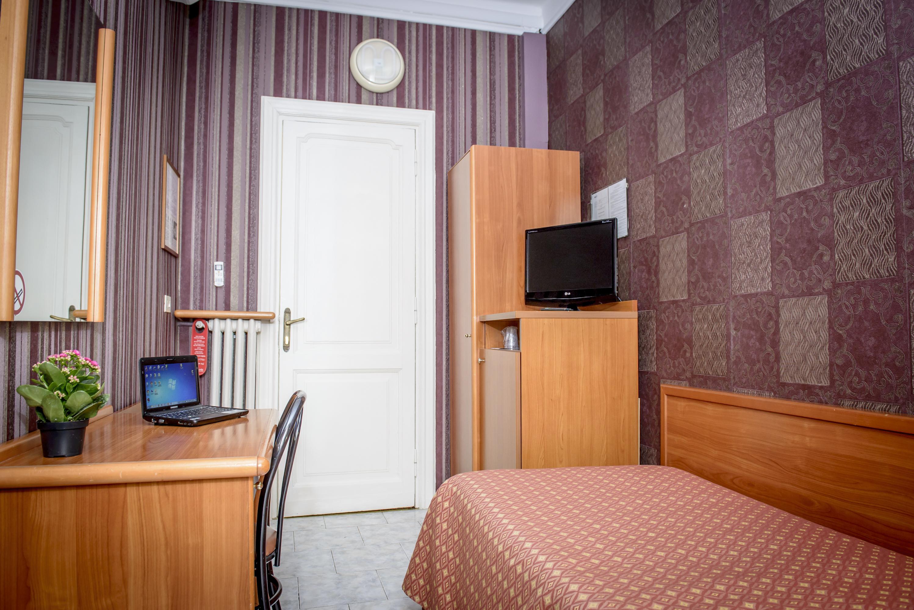 Hotel Emmaus Рим Экстерьер фото