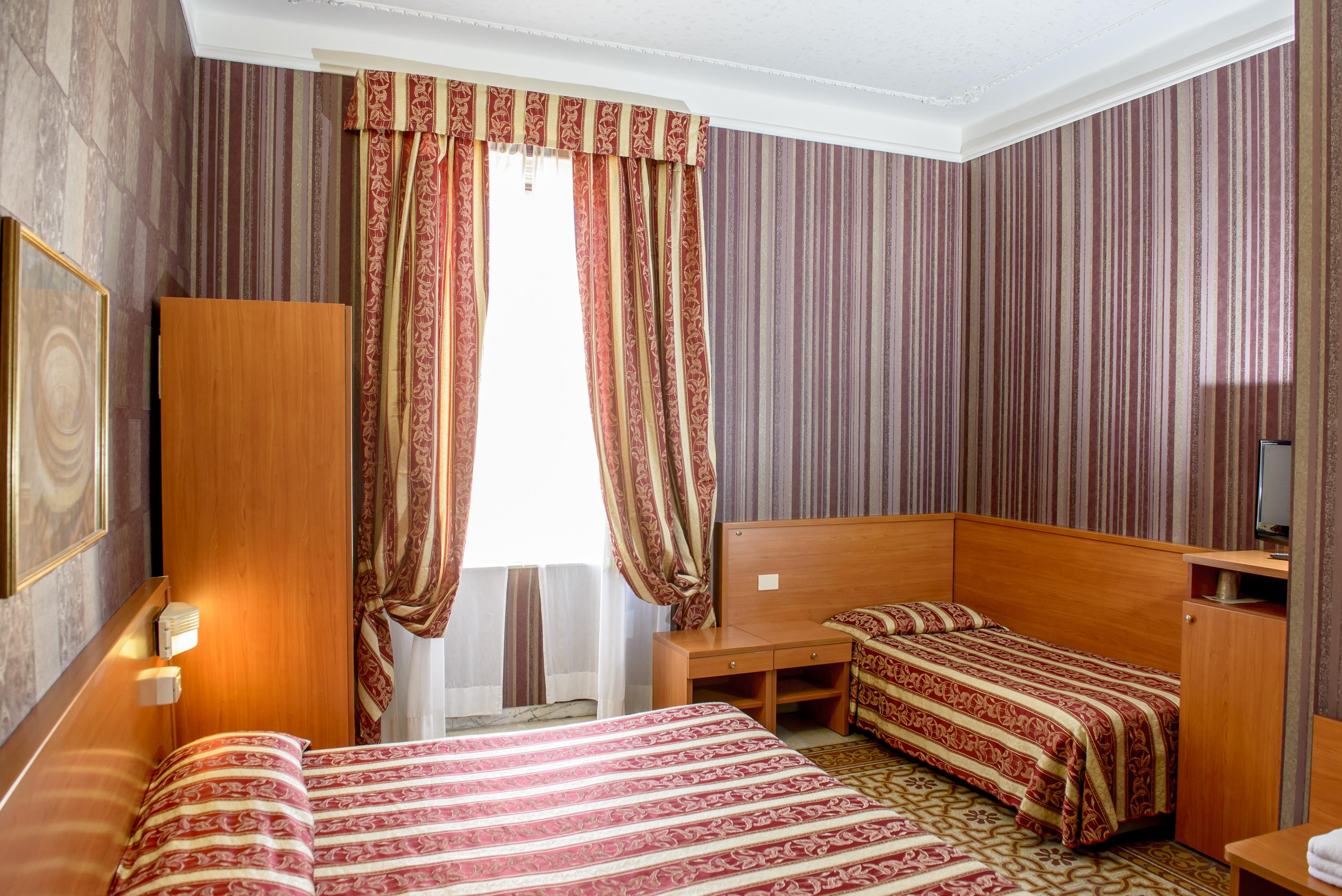 Hotel Emmaus Рим Экстерьер фото