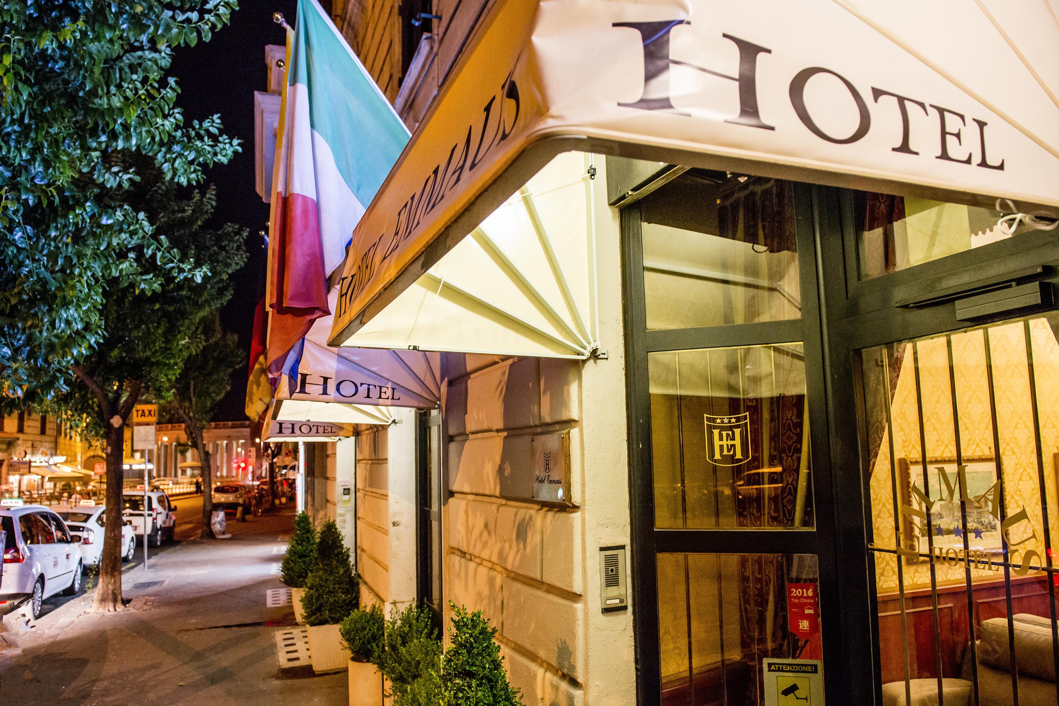 Hotel Emmaus Рим Экстерьер фото