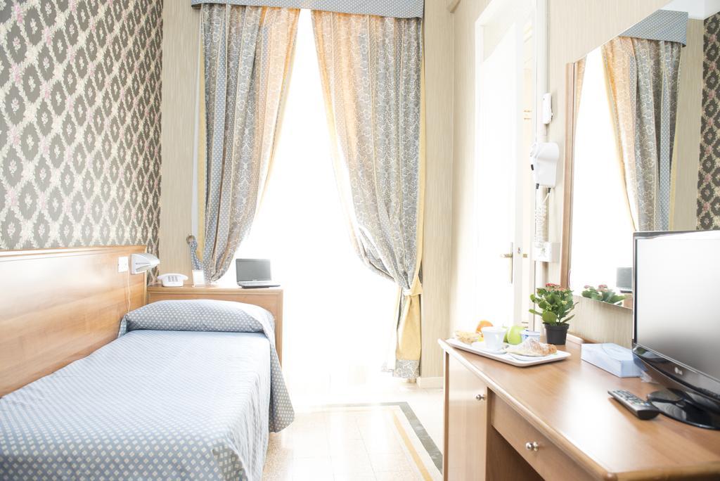 Hotel Emmaus Рим Экстерьер фото